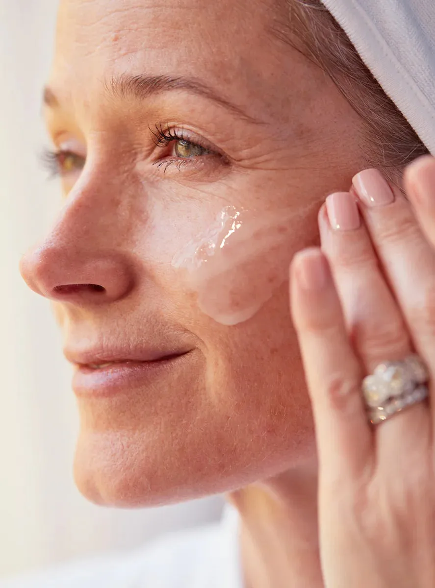 LA CLINICA Age Reversal Caviar & Pearl Repair Facial Peptide Serum