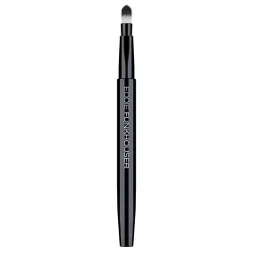 RETRACTABLE LIP BRUSH